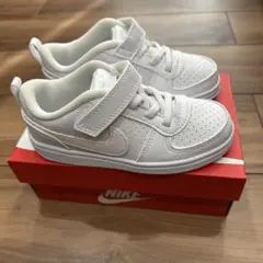 キッズスニーカー