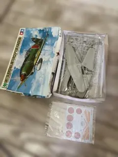 タミヤ 1/48 三菱局地戦闘機 雷電 21型 プラモデル