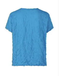 【美品】 me ISSEY MIYAKE 半袖トップスのサムネイル