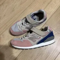New Balance スニーカー ピンク　ベージュ