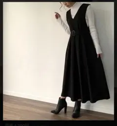 【美品】ジュノア　ベルト付きワンピース　ロング　ネイビー　Vネック