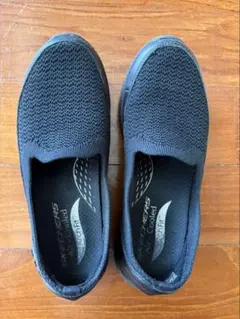 SKECHERS ブラック スニーカー 23cm