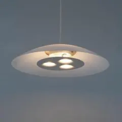 Item thumbnail for item 9196f99a-1318-4637-ab46-f256c5f18ce6