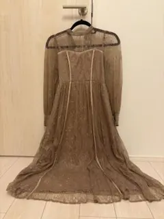 ベージュ レース Aライン ロングワンピース