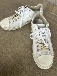 Maison Margiela スニーカー ホワイト サイズ41のサムネイル