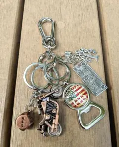 アメカジ　シルバーカラビナ　キーリング　ビンテージ　アクセサリ　シンプル　メンズ