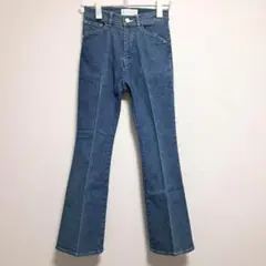 Mame Kurogouchi 　Slim Flared Denim Jeansのサムネイル