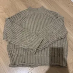 新品、タグ付きGU ベージュ 長袖ニットセーター S