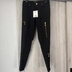 新品未使用タグ付 Radyレディ黒ブラックカーゴパンツジップゴールドアクセボタンのサムネイル