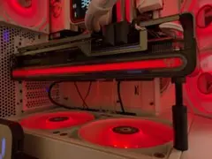 AMD SAPPHIRE NITRO+ Radeon RX 7700 XT