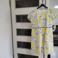 新品未使用 花柄パフスリーブシアーワンピース