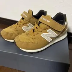 人気色:ニューバランス18cm 996 ベージュ