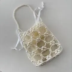 ホワイトパールパーティーバッグ