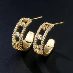 【匿名配送✨新品】ピアス　ゴールド　ジルコニア　ラインストーン　キラキラ