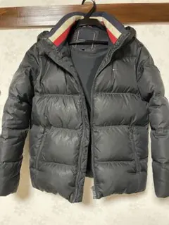 るりるり様専用　　TOMMY HILFIGER ブラックダウンコート140