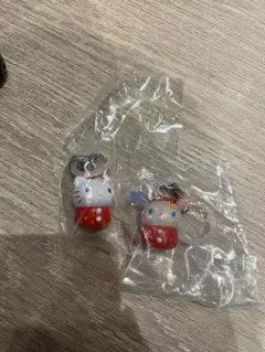 サンリオキャラクターズ　いちごめじるしアクセサリー　ウサハナ　ハローキティ