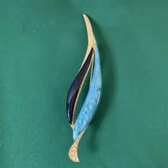 葉型ブローチ 青 紺色　旅行　パーティー　忘年会　新年会