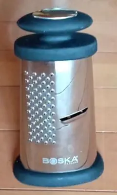 チーズグレイター　おろし器のサムネイル