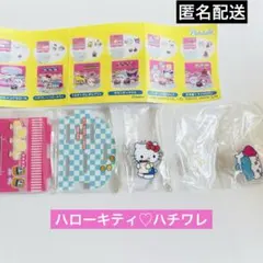 ちいかわ×サンリオキャラクターズ　レイヤーアクリルスタンド　キティ　ハチワレ