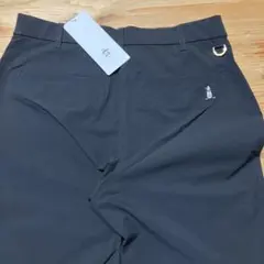 Munsingwear ゴルフパンツ 新品未使用　吸汗速乾大きめブラック7号のサムネイル