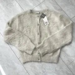 GU 新品タグ付き　シャイニークールネックカーディガン 白　Sサイズ