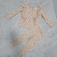 H&M　エイチアンドエム　キッズ　ベビー　セットアップ　104 98