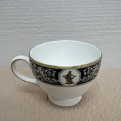 Wedgwood ティーカップ　陶磁器　金縁