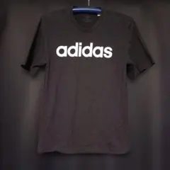 アディダス　Tシャツ