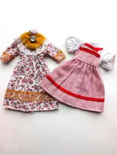 初代〜2代目リカちゃんドレス 鮮やかオレンジ 花柄、美品 - メルカリ