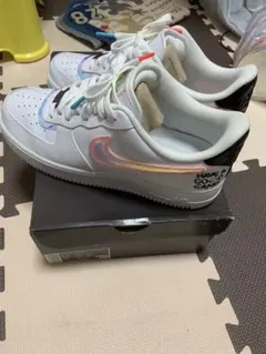 希少 Nike Air Force 1 