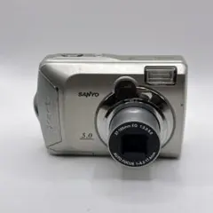 ジャンク品　SANYO Xacti DSC-S5 本体 コンデジのサムネイル