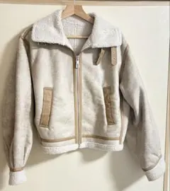 セール【中古品】SLY フリース風クリーム色ジャケットのサムネイル