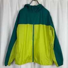 ユニクロ　UVカット　ポケッタブルパーカー　Mサイズ