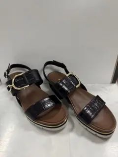 美品DIANA ブラッククロコ型押しサンダルＬ