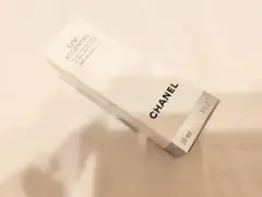 CHANEL　UVエサンシエル　日焼け止めジェルクリームのサムネイル