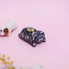 Item thumbnail for item dbbe28c8-7a81-42e5-b6f9-937c8b2b7040