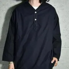 ロシア軍 スリーピングシャツ Vヘンリーネック 黒染め　デッドストック　54のサムネイル