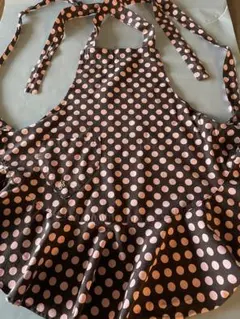 キッズエプロン ブラウンにピンクのドット柄（三角巾付き）