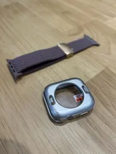 Apple Watch用パープルナイロンバンドとシルバーケース