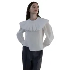 OHGA フリル付き 長袖ブラウス アイボリー - メルカリ