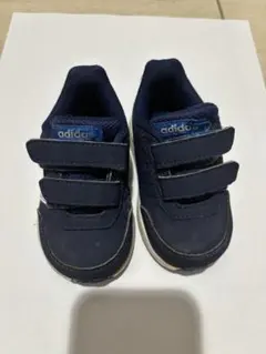 adidas ネイビー ベビーシューズ