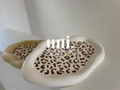 【ジェスモナイト】レオパード柄 インテリアトレイ ベージュ アイボリー