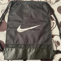 Nike ブラックナイロンバッグ