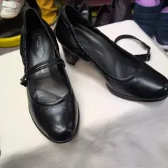 ROCKPORT パンプス ブラック ストラップ付　cg7841のサムネイル