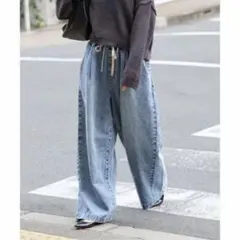 ジャーナルスタンダード　イージーデニムワイドパンツのサムネイル