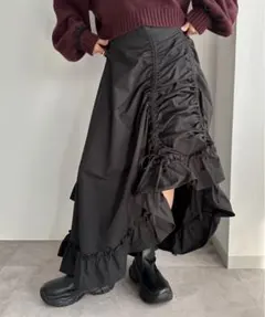 【新品未使用】apres jour mignon ドロストフリルスカートのサムネイル