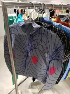 ISSEY MIYAKE しわ加工 ハイネック トップス イッセイミヤケ M - メルカリ