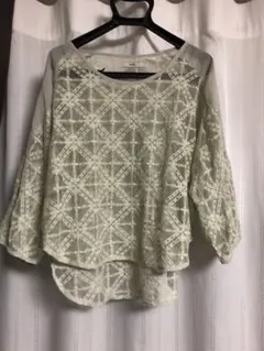 mystic 爽やかなグリーンの7分袖トップス