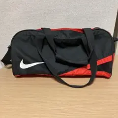 NIKE ショルダーバッグ　黒赤　ミニボストン　シューズバッグ