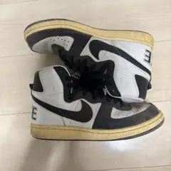 Nike ハイカットスニーカー ホワイト/ブラック/グレー